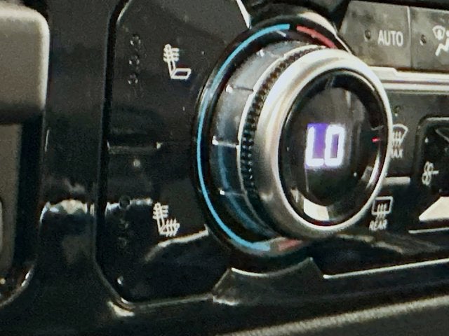 2023 GMC Sierra 1500 4WD Crew Cab Short Box Elevation with 3SB