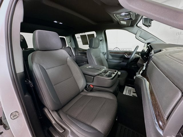 2024 GMC Sierra 1500 4WD Crew Cab Short Box Elevation with 3SB