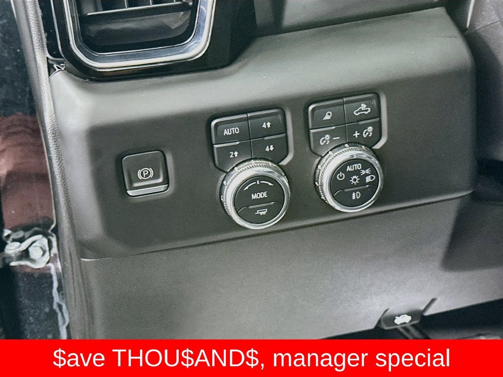 2023 GMC Sierra 1500 4WD Crew Cab Short Box Denali