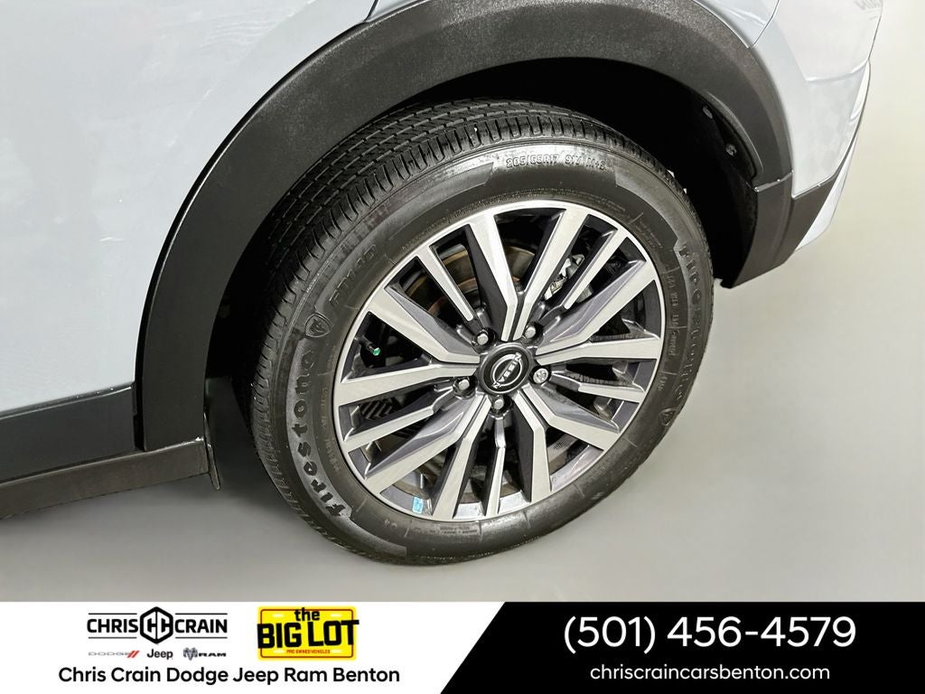 2024 Nissan Kicks SV Xtronic CVT