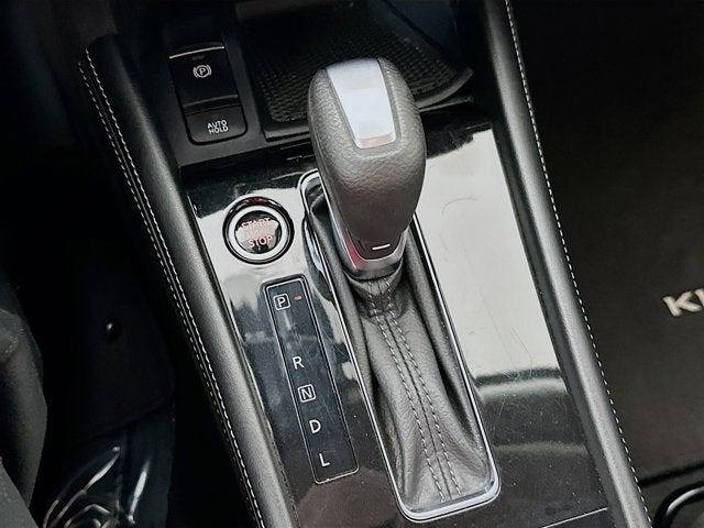 2024 Nissan Kicks SR Xtronic CVT