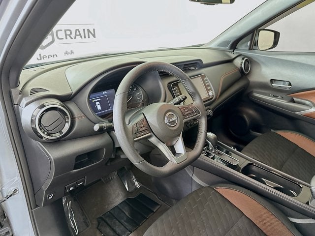 2024 Nissan Kicks SR Xtronic CVT