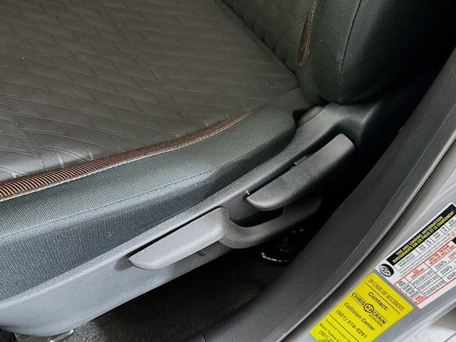 2024 Nissan Kicks SR Xtronic CVT