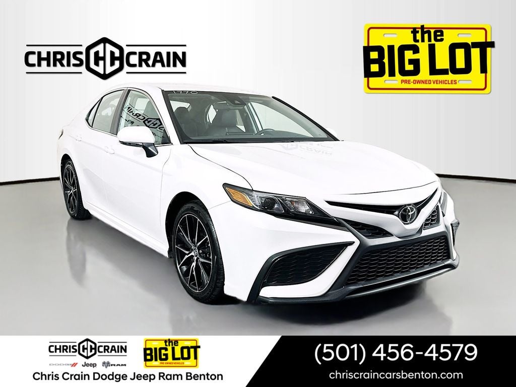 2024 Toyota Camry SE