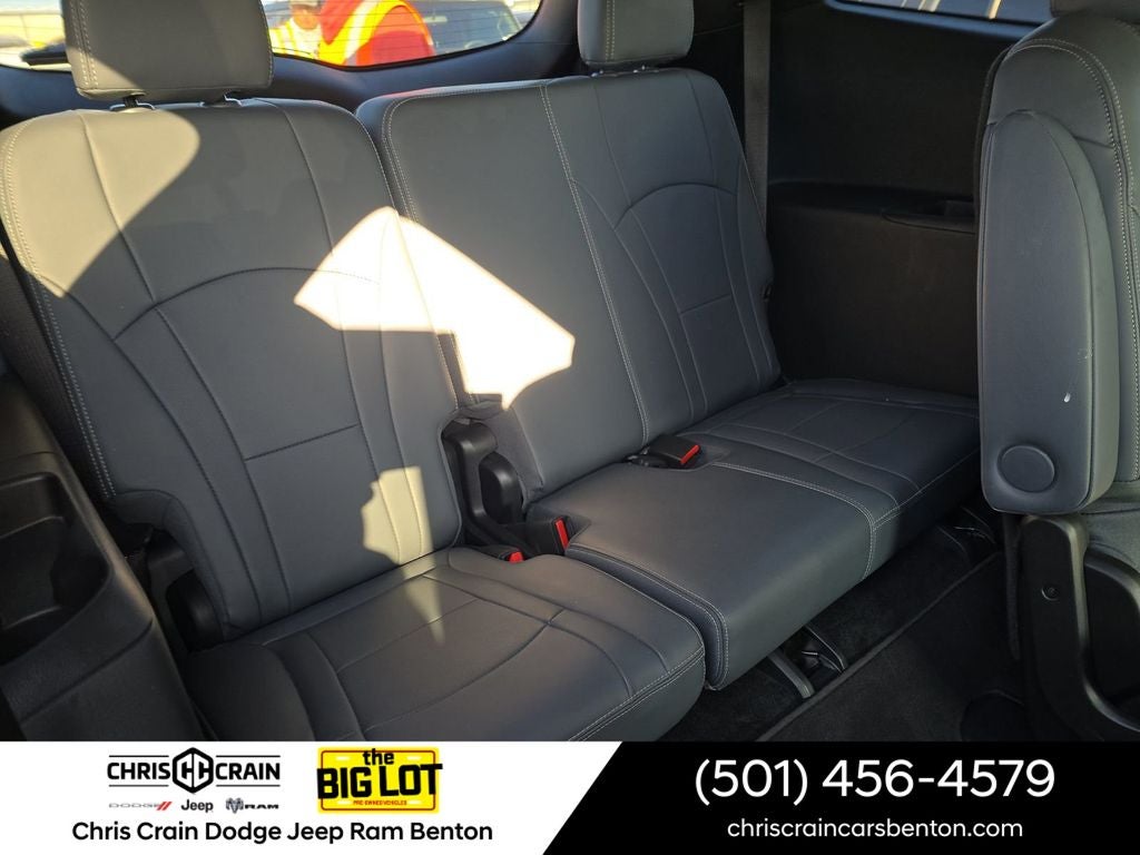 2023 Buick Enclave Essence FWD