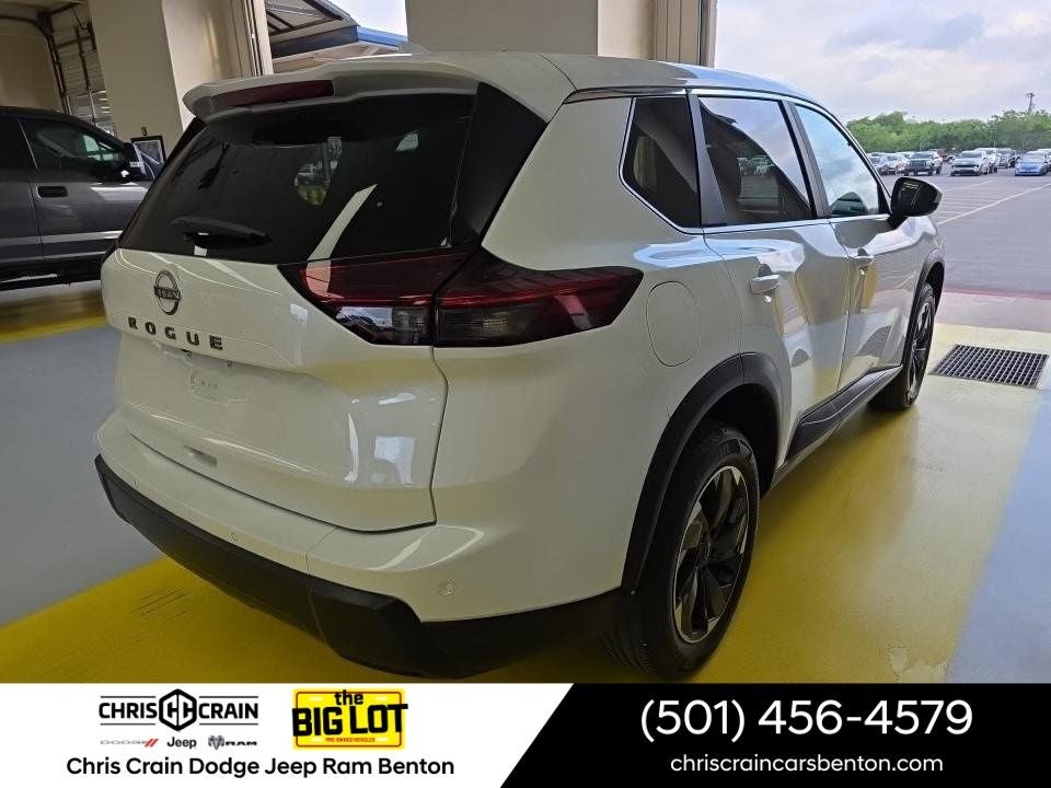 2024 Nissan Rogue SV FWD