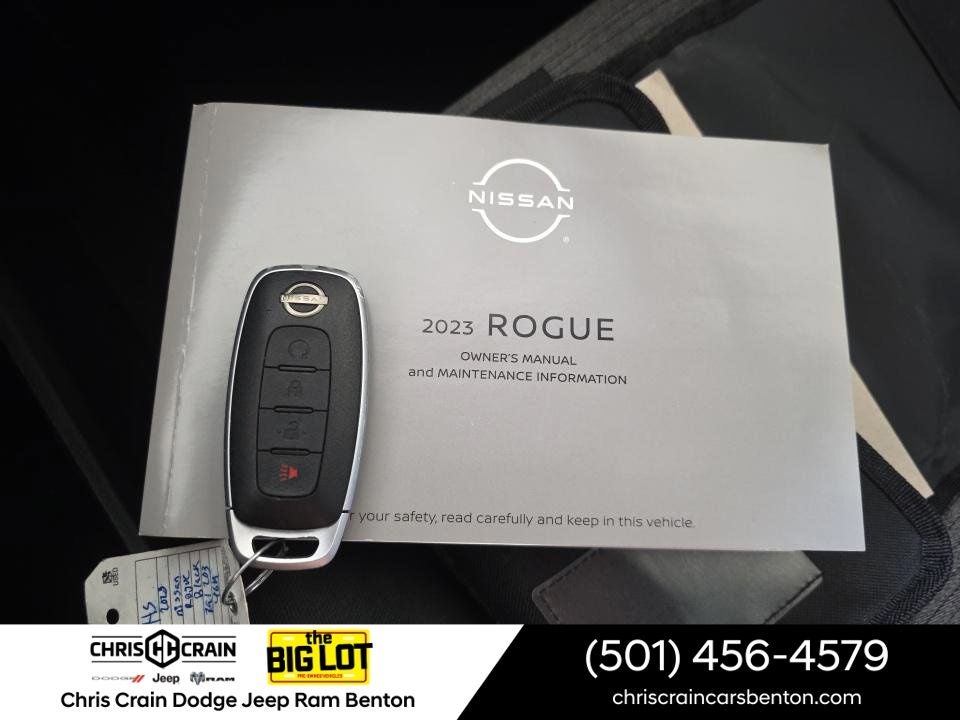 2023 Nissan Rogue SV