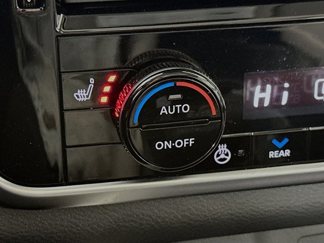 2023 Nissan Rogue SL FWD