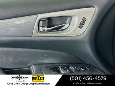 2020 Nissan Pathfinder SL 2WD