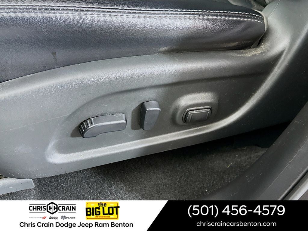 2020 Nissan Pathfinder SL 2WD