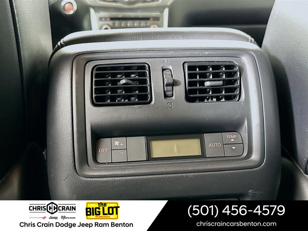 2020 Nissan Pathfinder SL 2WD