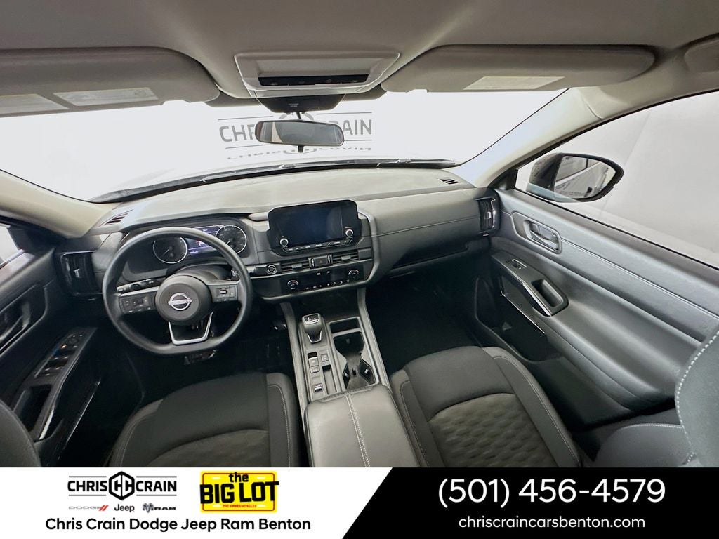 2024 Nissan Pathfinder S FWD