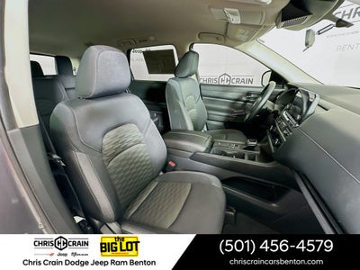 2024 Nissan Pathfinder S FWD