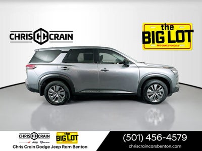 2024 Nissan Pathfinder S FWD