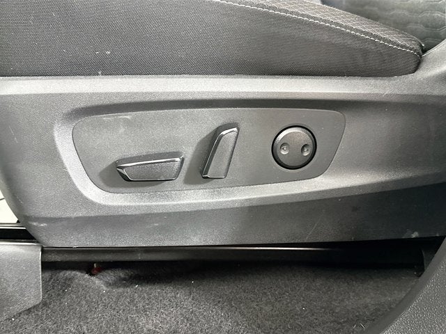 2025 Nissan Pathfinder SV FWD