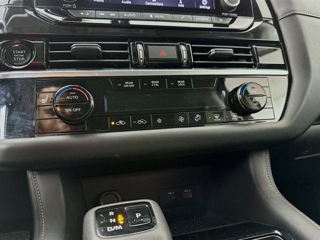 2025 Nissan Pathfinder SV FWD