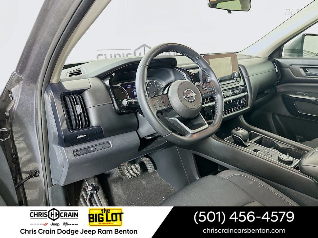 2023 Nissan Pathfinder SV 4WD