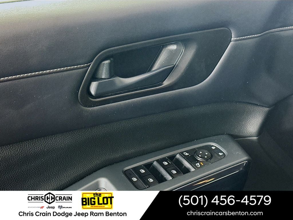 2023 Nissan Pathfinder SV 4WD