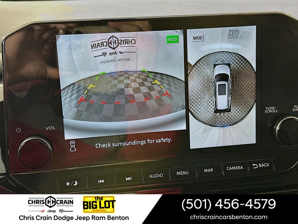 2024 Nissan Pathfinder SL FWD