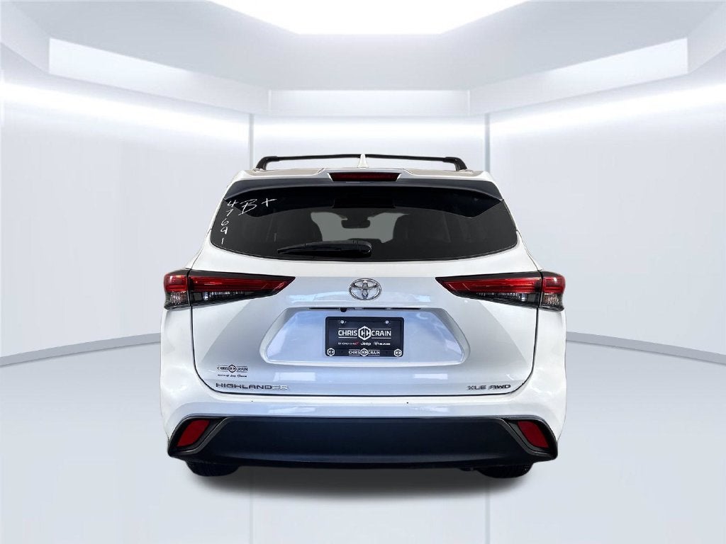 2022 Toyota Highlander XLE