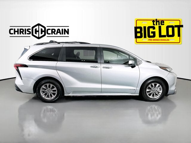 2021 Toyota Sienna XLE