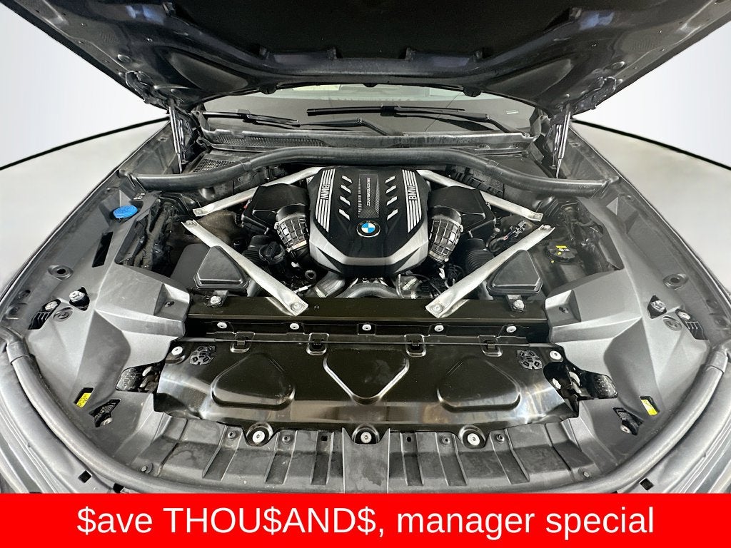 2021 BMW X7 M50i