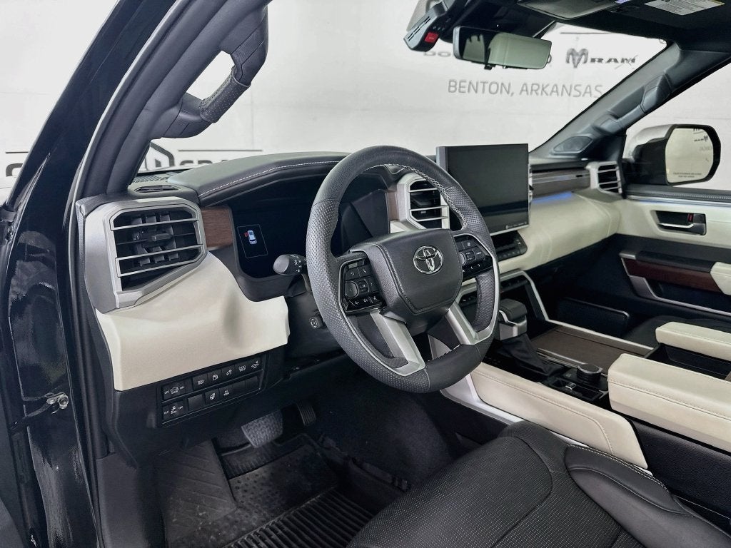 2024 Toyota Sequoia Capstone