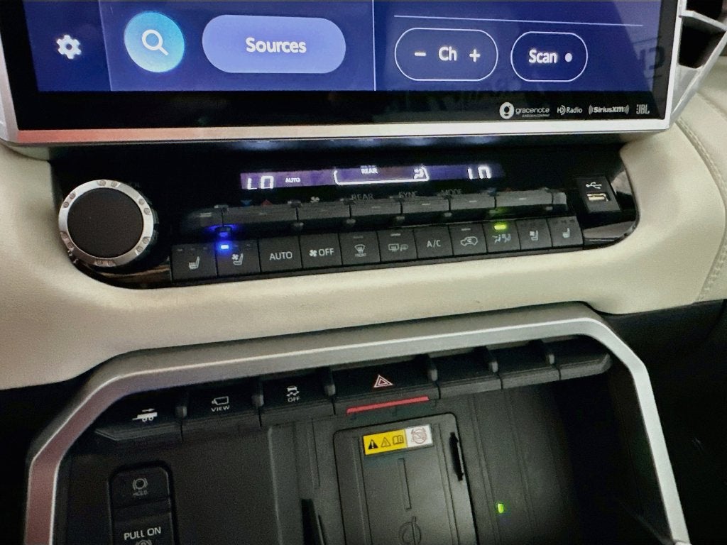 2024 Toyota Sequoia Capstone