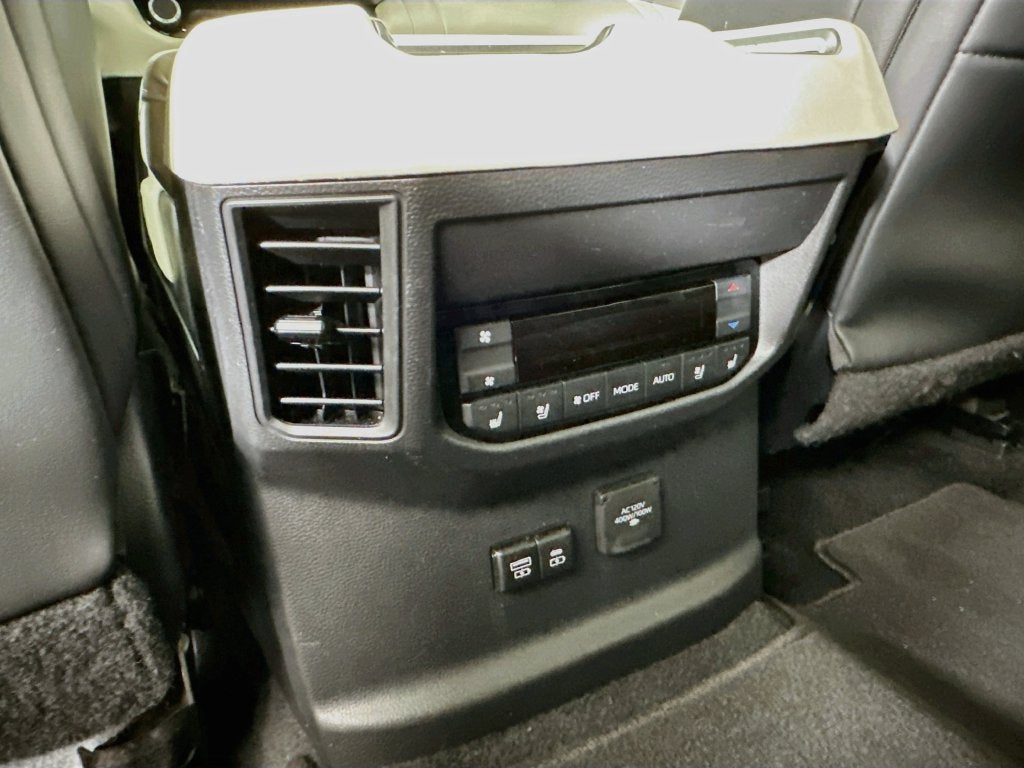 2024 Toyota Sequoia Capstone