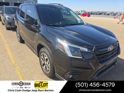 2023 Subaru Forester Premium