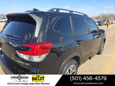 2023 Subaru Forester Premium