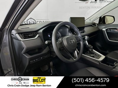 2025 Toyota RAV4 Hybrid XLE Premium