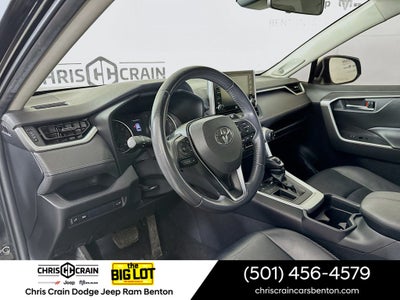 2020 Toyota RAV4 XLE Premium