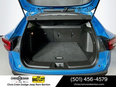 2025 Chevrolet Trax FWD LT