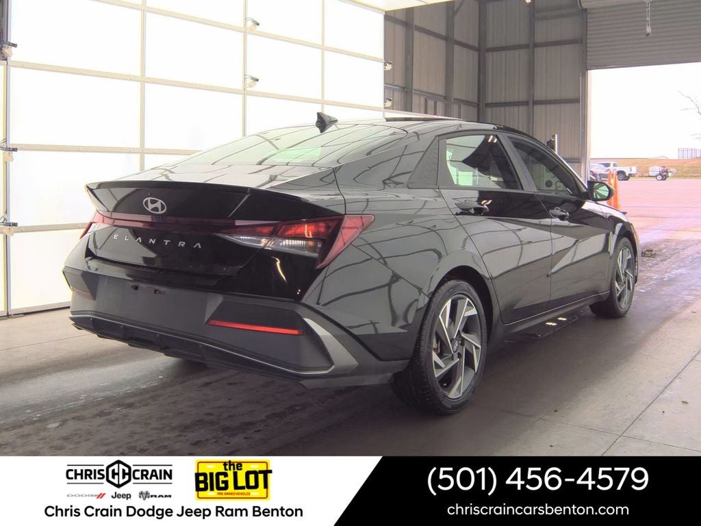 2025 Hyundai Elantra SEL Sport