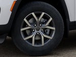 2027 Jeep Grand Cherokee GRAND CHEROKEE LAREDO 4X4