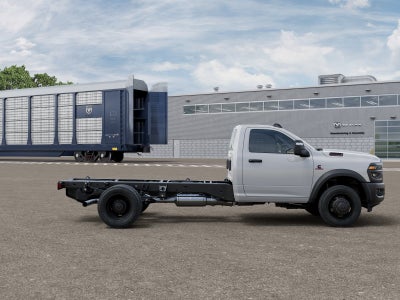 2026 RAM Ram 5500 Chassis Cab RAM 5500 TRADESMAN CHASSIS REGULAR CAB 4X4 84' CA