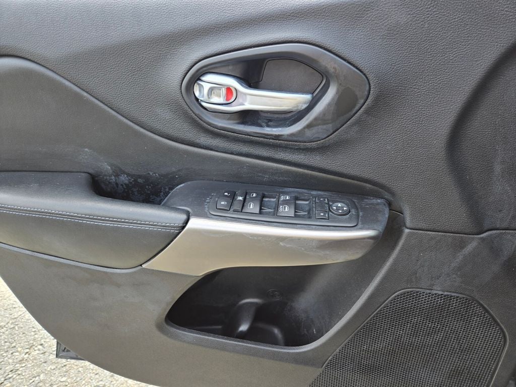 2021 Jeep Cherokee Latitude Plus FWD