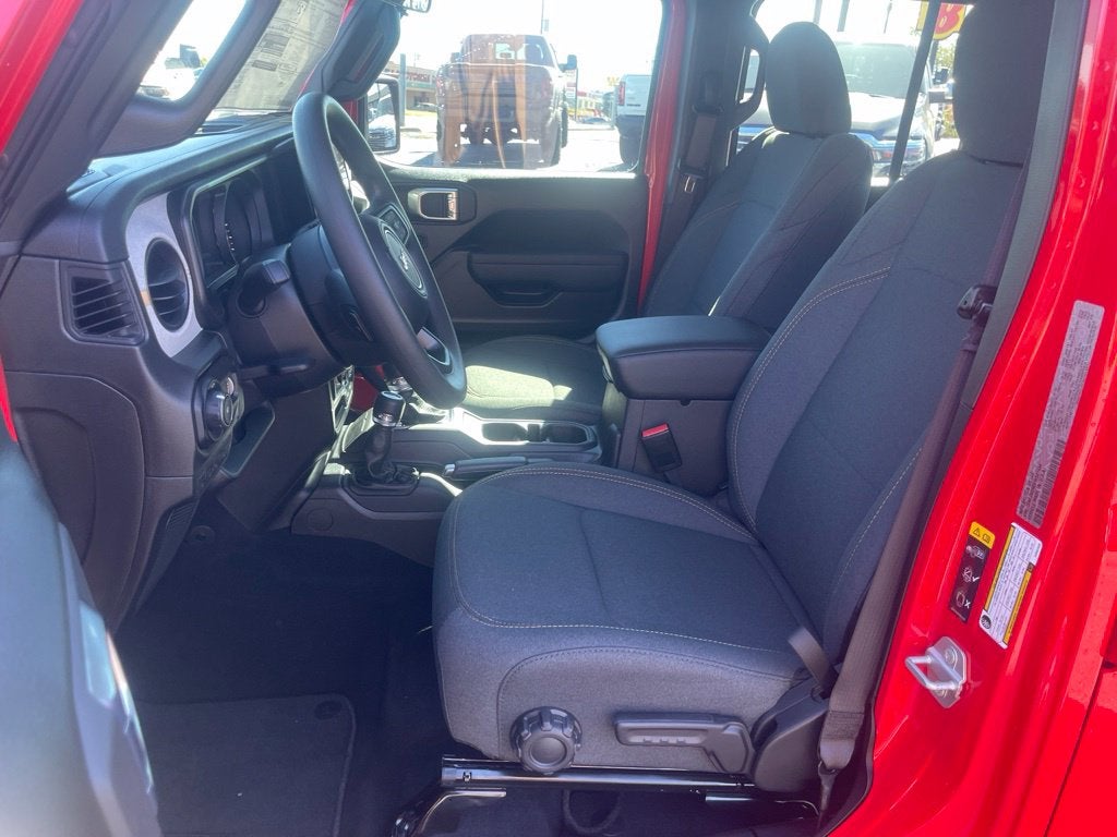 2027 Jeep Wrangler WRANGLER 4-DOOR SPORT