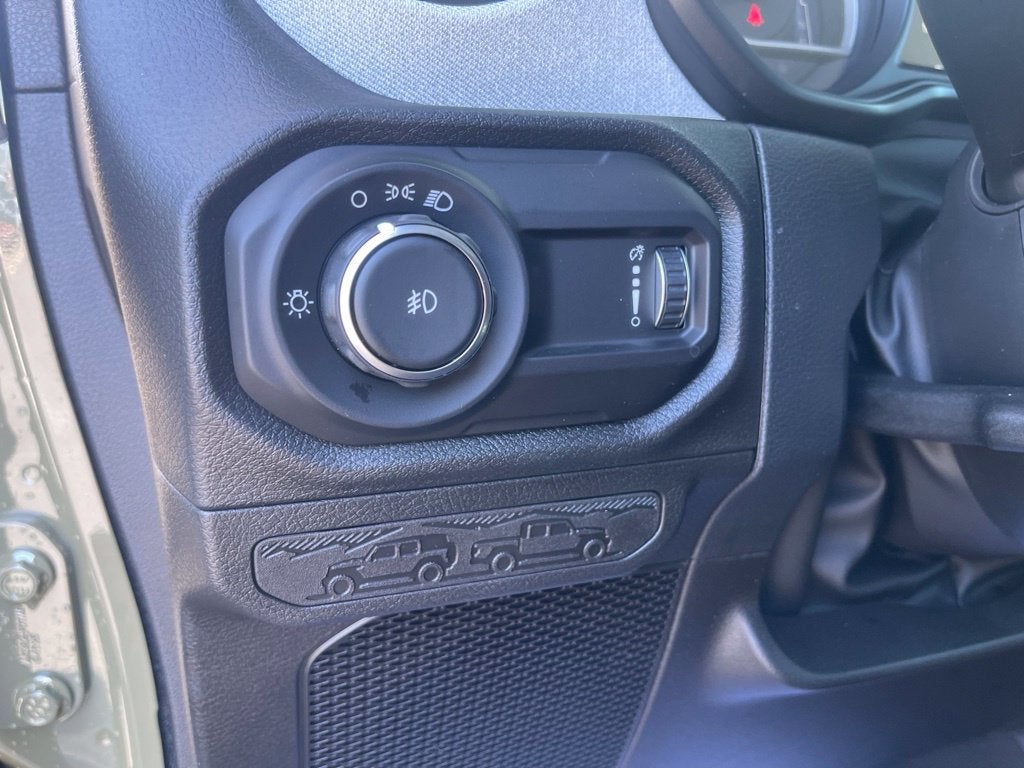 2027 Jeep Wrangler WRANGLER 4-DOOR SPORT