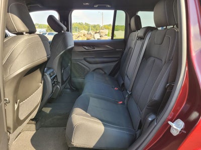 2025 Jeep Grand Cherokee GRAND CHEROKEE LAREDO 4X2