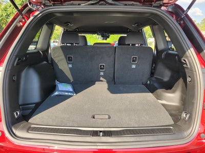 2025 Jeep Grand Cherokee GRAND CHEROKEE LAREDO 4X2