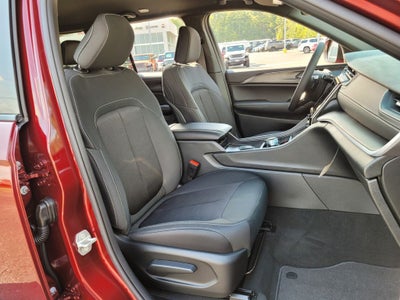 2025 Jeep Grand Cherokee GRAND CHEROKEE LAREDO 4X2