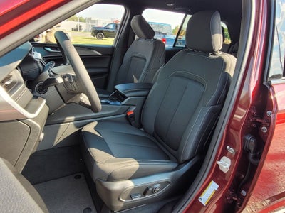 2025 Jeep Grand Cherokee GRAND CHEROKEE LAREDO 4X2