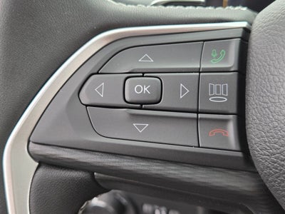 2025 Jeep Grand Cherokee GRAND CHEROKEE LAREDO X 4X2