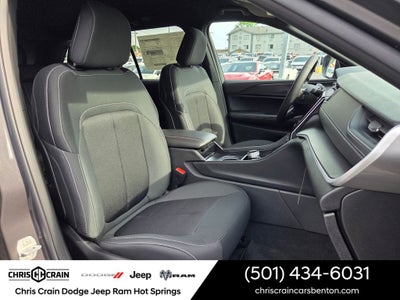 2026 Jeep Grand Cherokee GRAND CHEROKEE LAREDO 4X4
