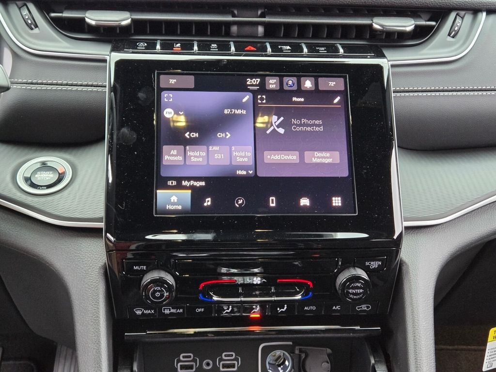 2025 Jeep Grand Cherokee GRAND CHEROKEE LAREDO X 4X4