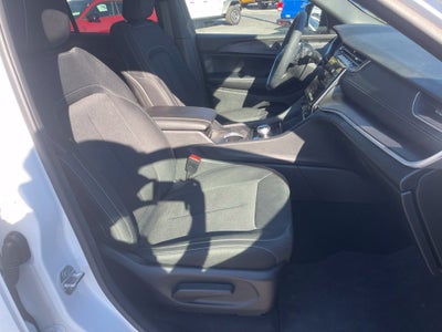 2026 Jeep Grand Cherokee GRAND CHEROKEE LAREDO 4X4