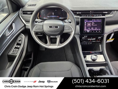 2026 Jeep Grand Cherokee GRAND CHEROKEE LAREDO 4X4