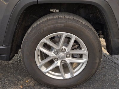 2025 Jeep Grand Cherokee GRAND CHEROKEE LAREDO X 4X4